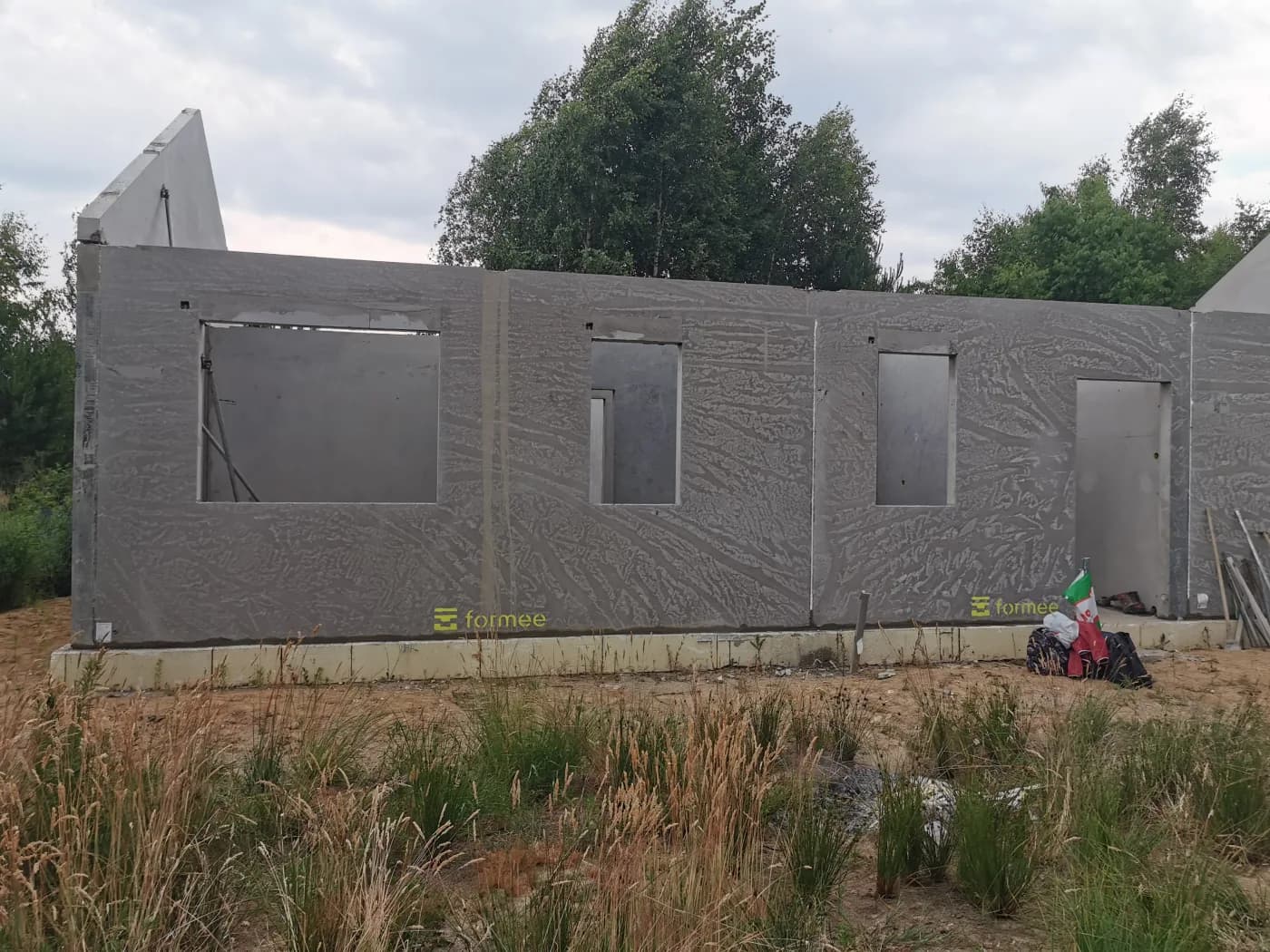 Dom jednorodzinny w Starych Krasnodębach — ściany prefabrykowane — Stare Krasnodęby