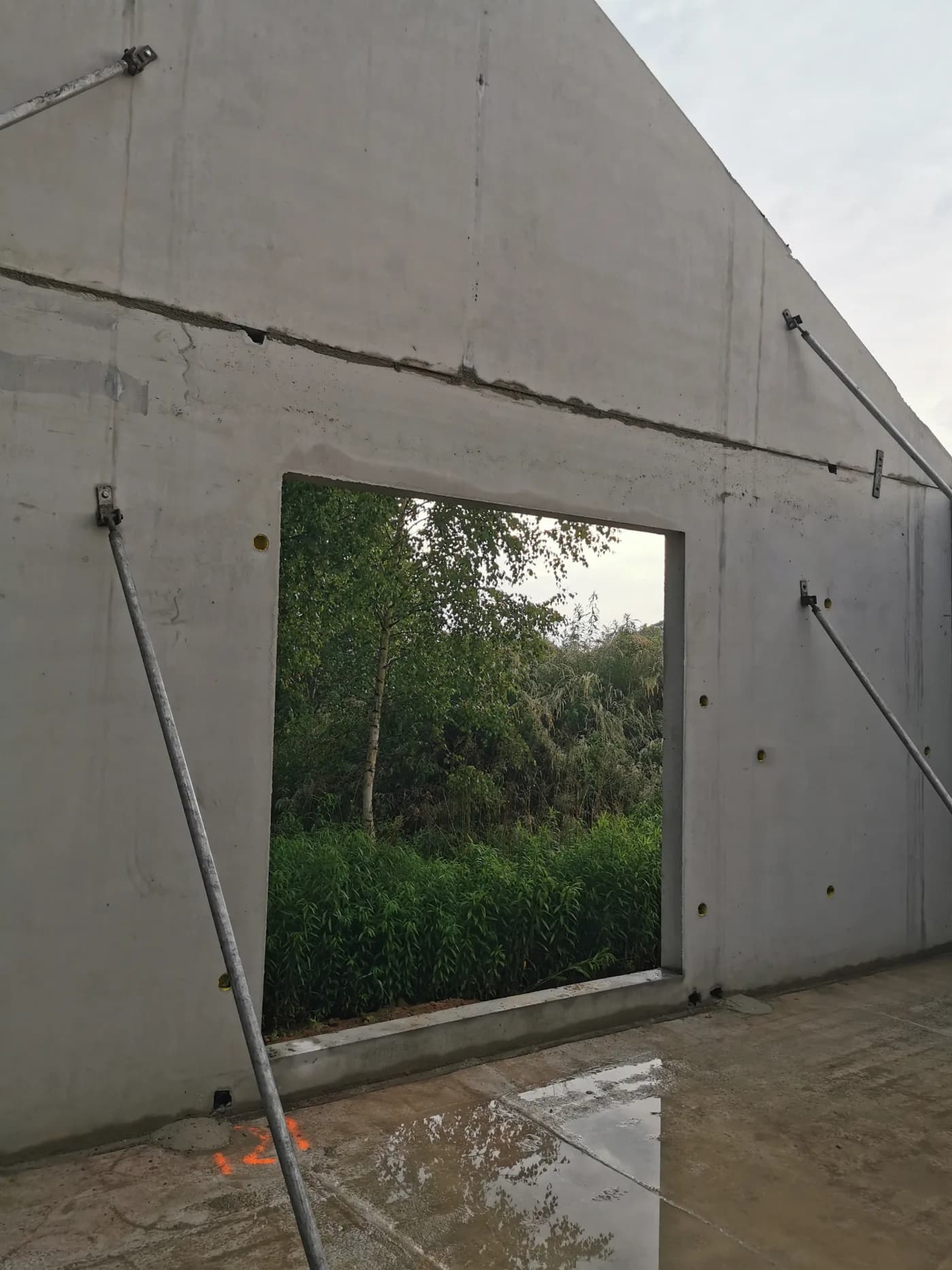 Dom jednorodzinny w Starych Krasnodębach — ściany prefabrykowane — Stare Krasnodęby